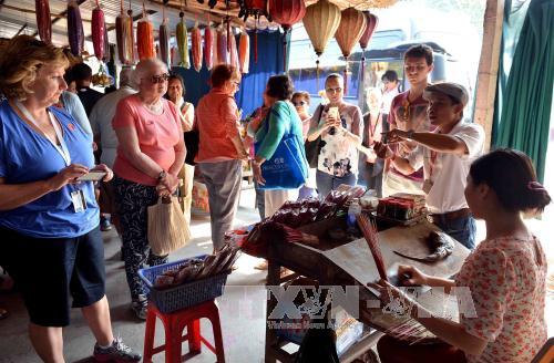 Festival Nghề truyền thống Huế 2017 diễn ra từ ngày 28/4 - 2/5 ảnh 1